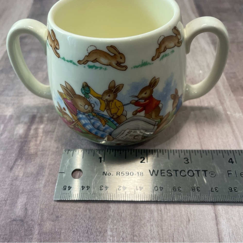 Royal Doulton Bunnykins Double Handle Child Cup Mug Mischievous - Picture 10 of 13